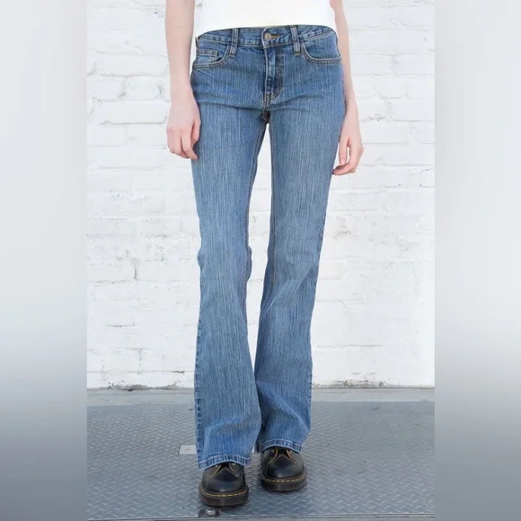 Brandy Melville Jeans Brandy Melville Brielle 9s Jeans Poshmark